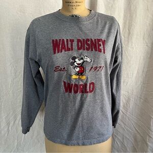 Vintage Walt Disney World Women’s Long Sleeve Mickey Mouse Crew Neck T-Shirt